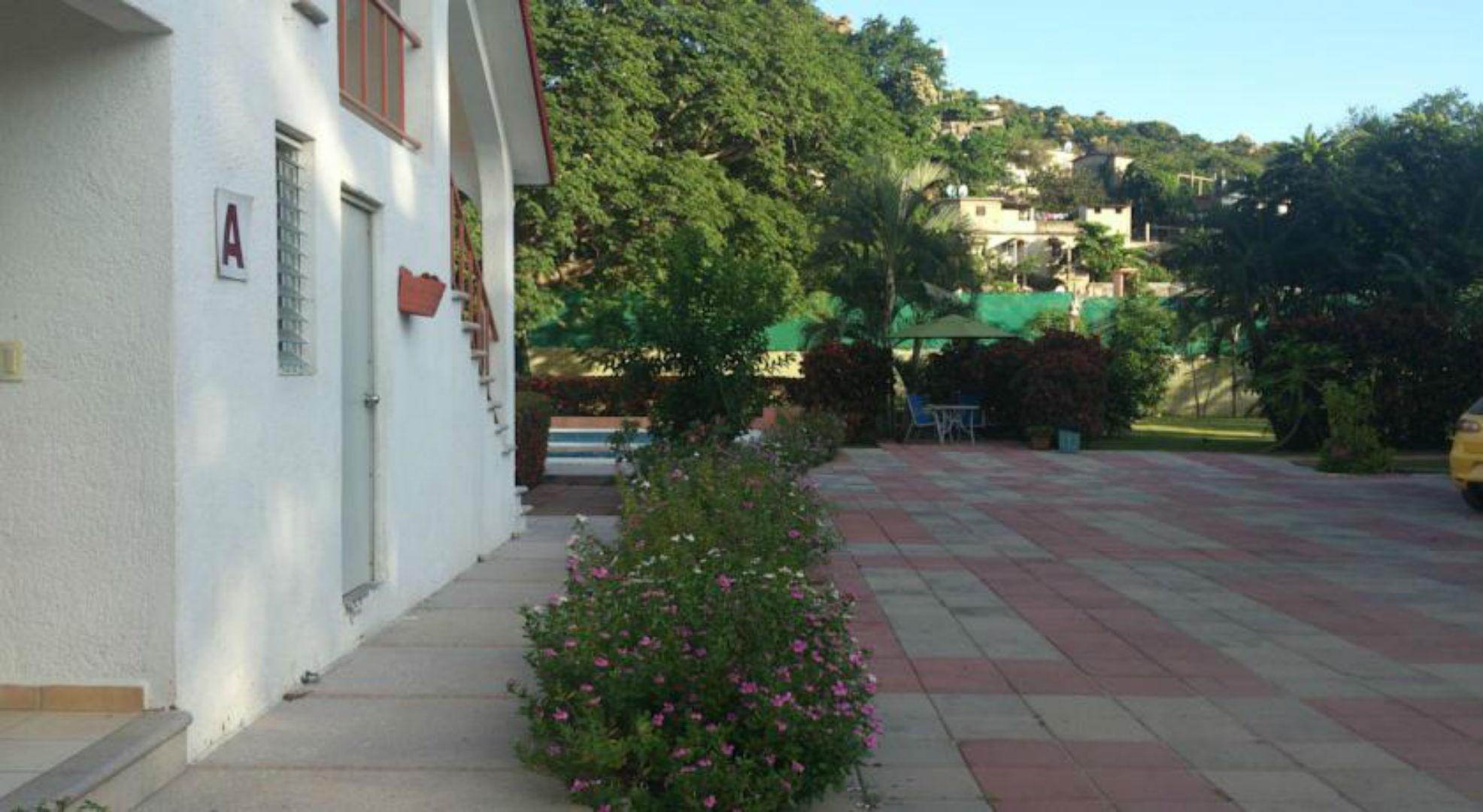 Hotel Parotas Manzanillo Buitenkant foto