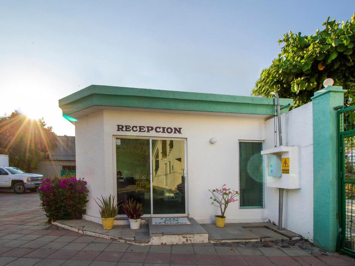 Hotel Parotas Manzanillo Buitenkant foto